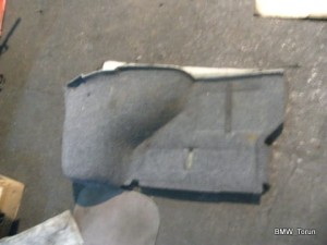 TAPICERKA BOCZEK BAGAŻNIKA LEWA HB MONDEO MK3