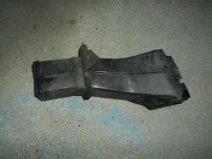 WLOT DOLOT POWIETRZA NA TARCZE BMW E39 2.5 TDS
