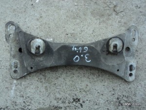 ŁAPA SKRZYNI BMW E39 E46 3.0 2004r