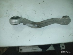 WAHACZ PRZÓD PRAWY AUDI A4 B5