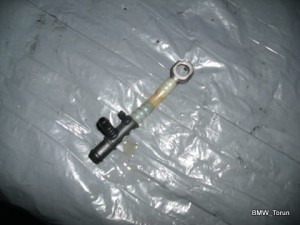 PRZEWÓD RURA WAŻ PALIWA 2.0D E90 BMW E87