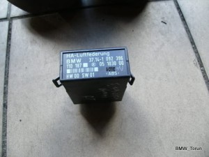 MODUŁ STEROWNIK PODUSZEK NIVO KOMBI BMW E39