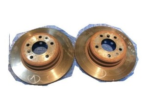 TARCZA HAMULCOWA TYŁ TYLNA V8 BMW E38