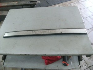 OSŁONA MASKOWNICA PROGU PRZÓD P MERCEDES E W210