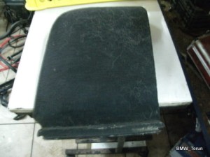 BOCZEK TAPICERKA BAGAŻNIKA KOMBI BMW E39