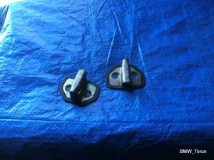 RYGIEL ZATRZASK DRZWI VOLVO V40