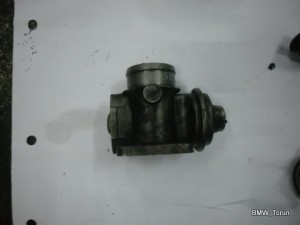 ZAWÓR EGR 1.8 TDS BMW E36