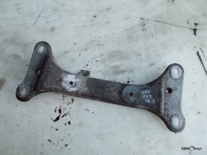 ŁAPA WSPORNIK SKRZYNI 2.0D 184KM E90 X3 F-VAT