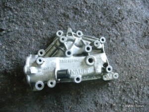 KRÓCIEC ŁAPA  2.0T LAGUNA II