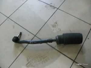 DRĄŻEK+KOŃCÓWKA KIEROWNICZA PRAWA BMW E39