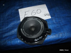 GŁOŚNIK PODŁOGOWY PRZÓD PRAWY BMW E60 E61