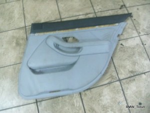 BOCZEK TAPICERKA DRZWI TYŁ PRAWY BMW E39 SKÓRA