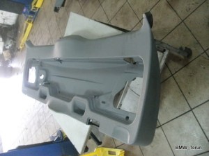 TAPICERKA OSŁONA KLAPY TYŁ BMW E39 KOMBI