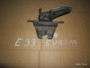 ZAMEK KLAPY BMW E39