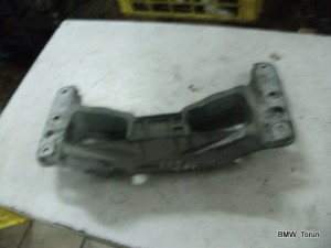 ŁAPA PODPORA WSPORNIK SKRZYNI 2.5i 3.0i BMW E60
