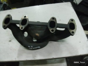KOLEKTOR WYDECHOWY 2.0B PASSAT B5 FL