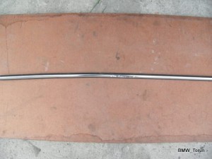 LISTWA ZGARNIAJĄCA PRZÓD L CHROM E46 CABRIO COUPE