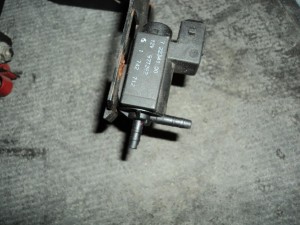 ELEKTROZAWÓR TURBINY E39 2.5 TDS