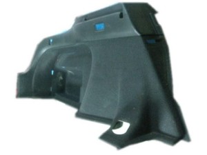 BOCZEK TAPICERKA BAGAŻNIKA LEWA HB AVENSIS II T25