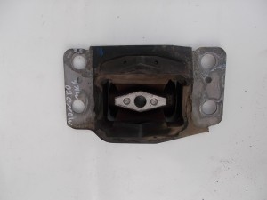 ŁAPA PODUSZKA SILNIKA 2.0 16V MONDEO MK4 F-VAT