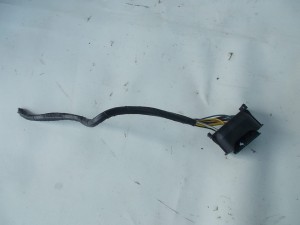 KOSTKA WTYCZKA LAMPY PRZÓD E87 F-VAT