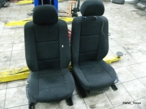 FOTEL PRAWY PASAŻERA CZARNY BMW E46