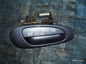 KLAMKA TYŁ PRAWA F-VAT B512M CIVIC VII 01-05