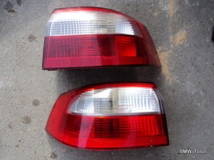 LAMPY W BŁOTNIK TYŁ TYLNE LAGUNA II
