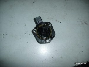 CZUJNIK POZIOMU OLEJU 2.3 V5 BORA GOLF IV