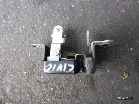 5043358774