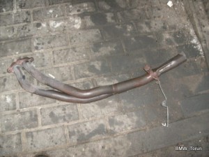 WYDECH RURA DWURURKA 2.0 2.3 2.8 BMW E46