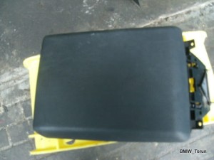 PODŁOKIETNIK SKÓRA BMW E39