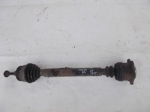 PÓŁOŚ PRZEGUB 1.8T FL PASSAT B5 F-VAT