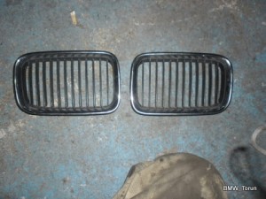 NERKA NERKI CHROM PRAWA BMW E36