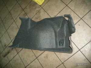 TAPICERKA BOCZEK BAGAŻNIKA PRAWY SEDAN AUDI A4 B5