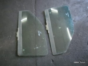 SZYBA DRZWI PRZÓD 3D FORD ESCORT