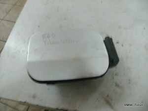 KLAPKA PALIWA BMW E60 TITANSILBER