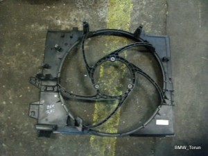 OBUDOWA WENTYLATORA 2.5i 3.0i BMW E60 E61