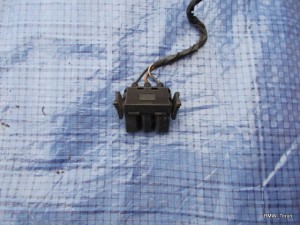 KOSTKA WTYCZKA SILNICZKA LAMPY PRZÓD E36 F-VAT