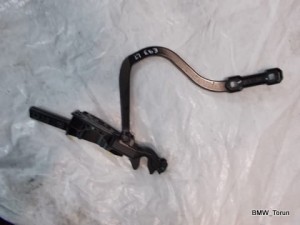 ZAWIAS DACHU LEWY E93 F-VAT
