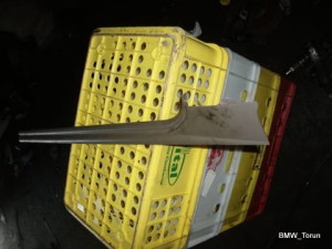 OSŁONA NAKŁADKA MASKOWNICA PROGU PRAWA E36 COMPACT
