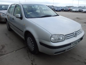 LUSTERKO KOMPLETNE PRAWE GOLF IV LB7Ż