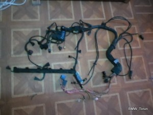 WIAZKA INSTALACJA KABLE SILNIKA BMW E39 2.8
