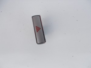 PRZEŁĄCZNIK AWARYJNYCH MONDEO MK4 F-VAT