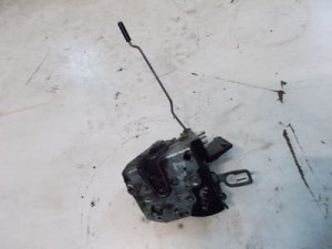 ZAMEK DRZWI PRAWY BMW E36 COUPE