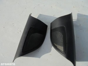 TRÓJKĄT OSŁONA MASKOWNICA DRZWI LEWA  FORD FOCUS