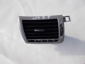 KRATKA WENTYLACYJNA NAWIEWU PRAWA PEUGEOT 407 F-VA