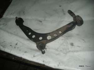 WAHACZ PRZÓD PRZEDNI PRAWY BMW E36