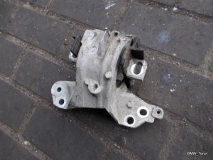 PODUSZKA ŁAPA WSPORNIK SILNIKA 2.0HDI 407 F-VAT