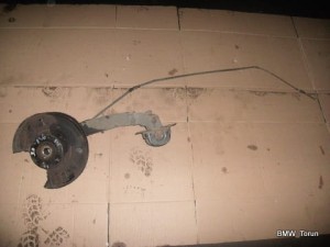 WAHACZ PIASTA LINKA TYŁ TYLNY L BMW E46 330d 3.0d